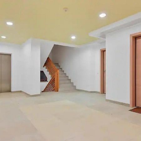 The Flower Clabucet Studio Predeal Exterior photo